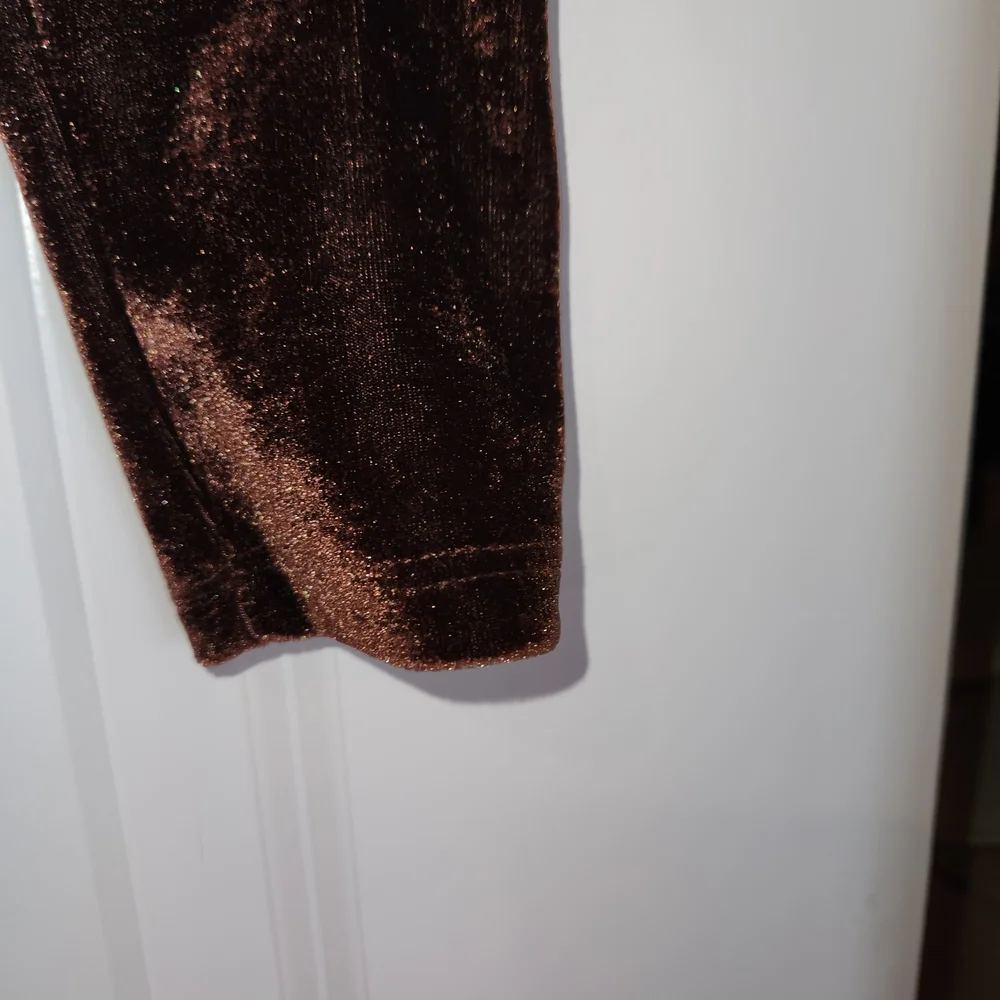 We The Free Dark Brown Velvet Hold Me Milkmaid Top Size S Stretchy Puff Sleeves - Picture 6 of 12